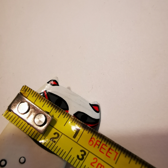 Laurel Burch Style Painted Wooden Cat Brooch - Picture 10 of 13